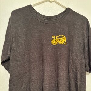 Henry’s uptown bar New Orleans T-shirt XL